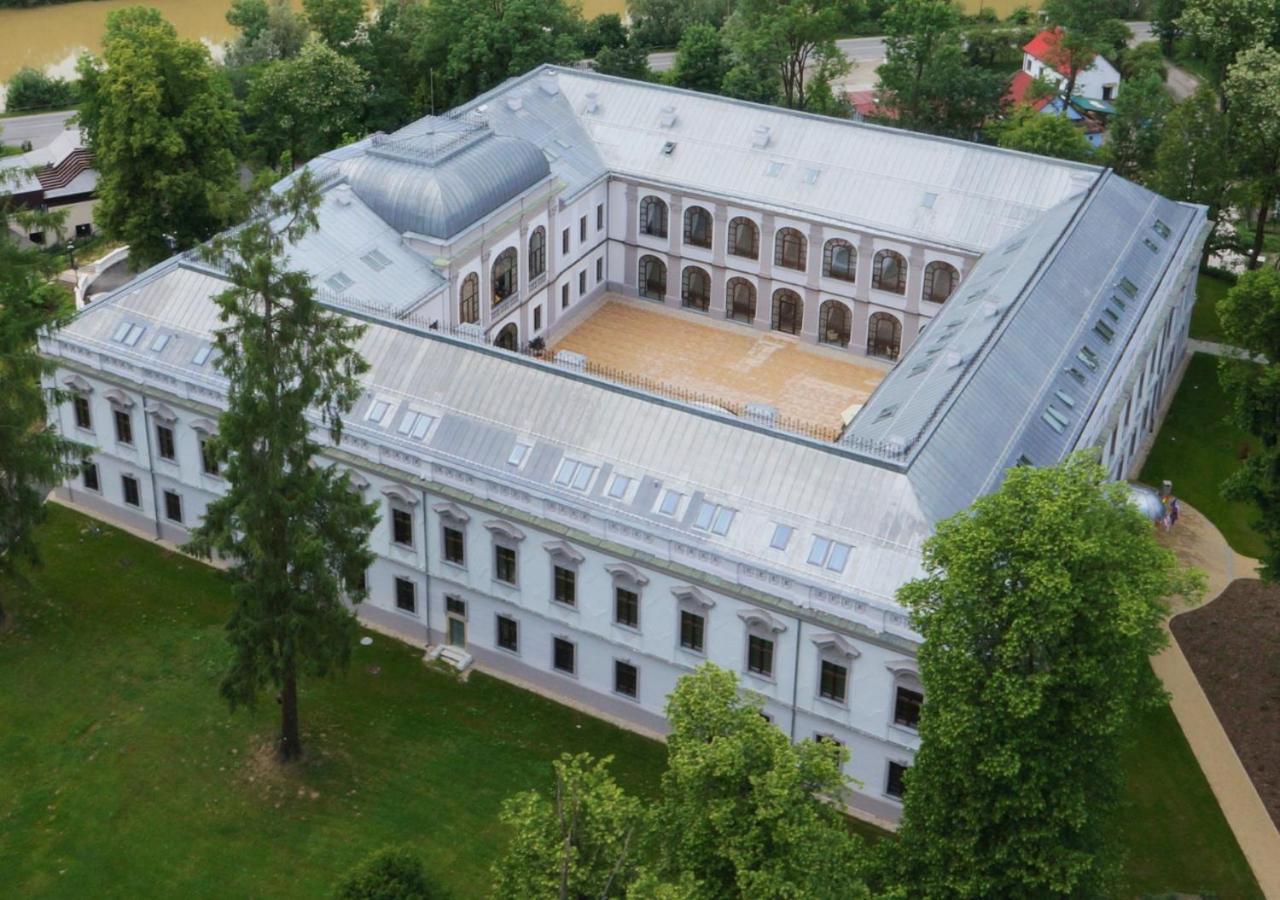 Hotel Gino Park Palace Považská Bystrica Екстериор снимка