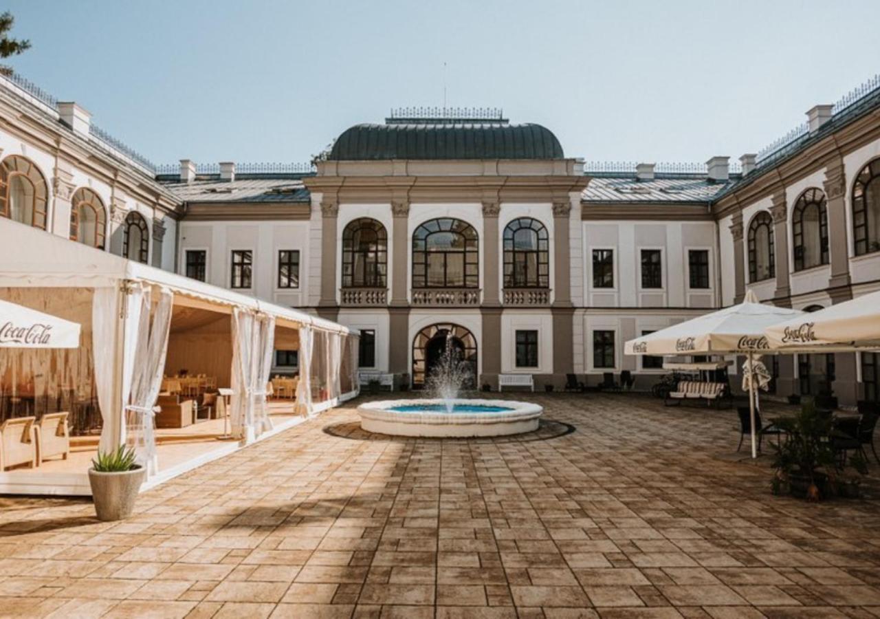 Hotel Gino Park Palace Považská Bystrica Екстериор снимка