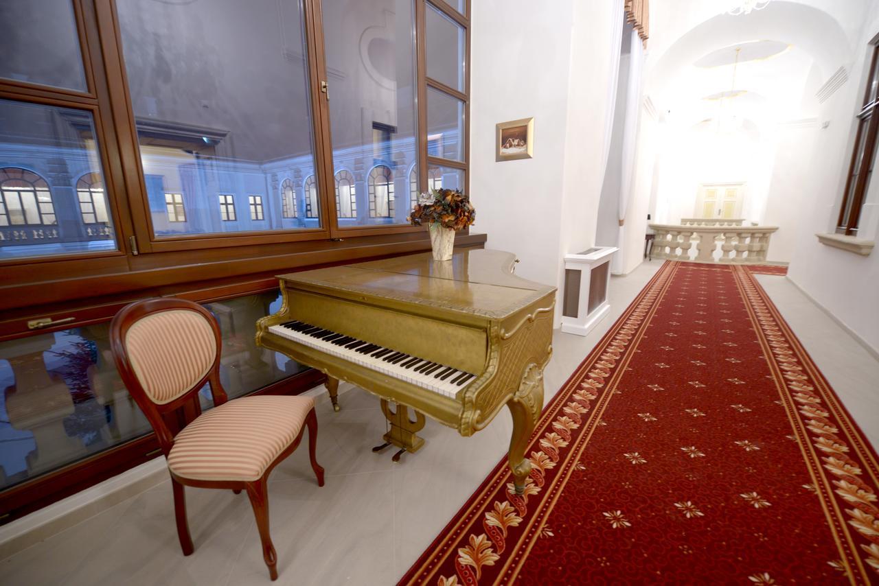 Hotel Gino Park Palace Považská Bystrica Екстериор снимка