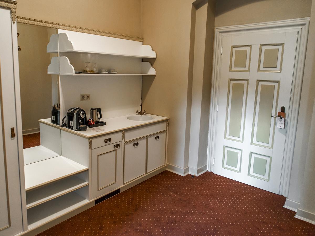 Hotel Gino Park Palace Považská Bystrica Екстериор снимка
