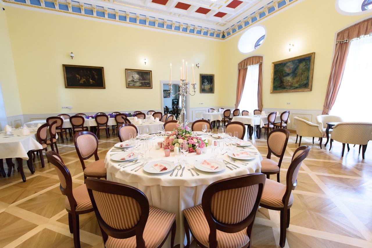Hotel Gino Park Palace Považská Bystrica Екстериор снимка
