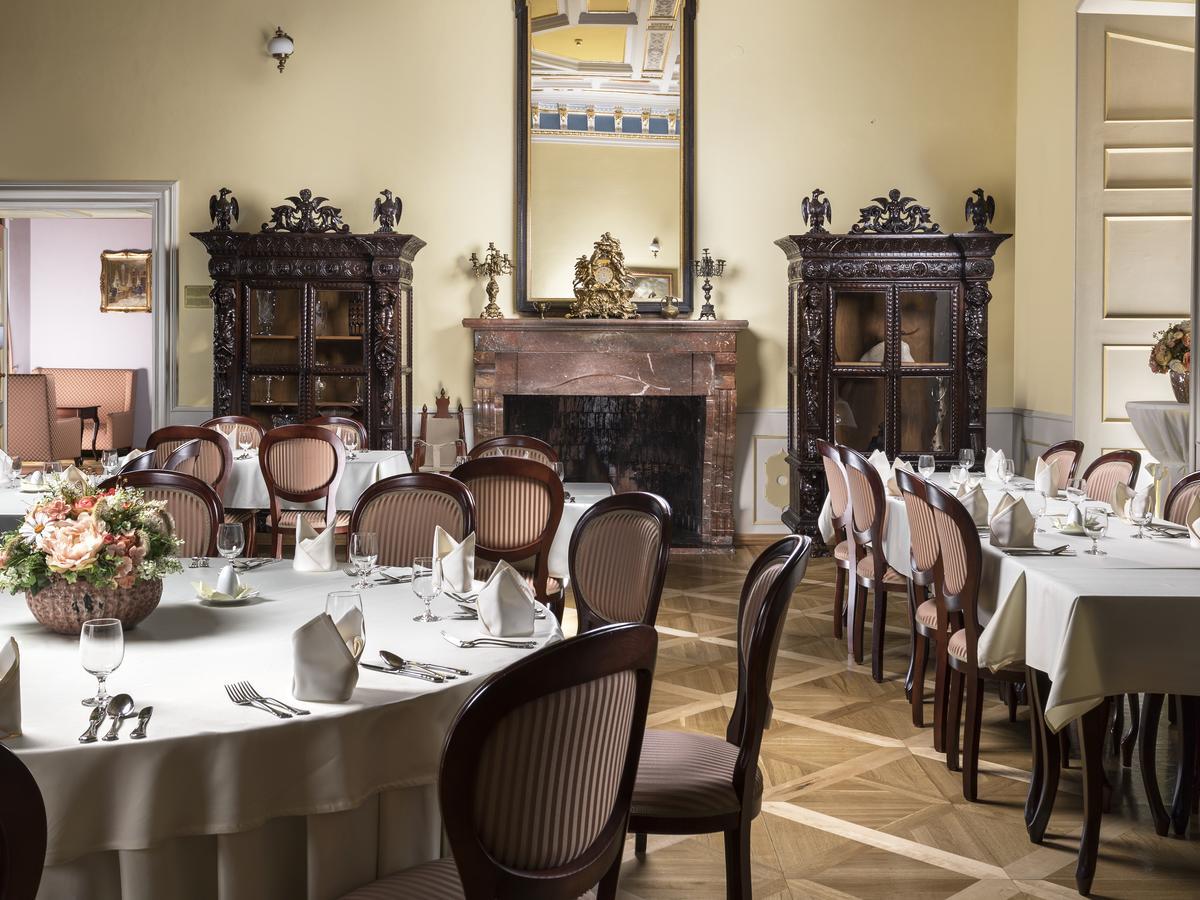 Hotel Gino Park Palace Považská Bystrica Екстериор снимка